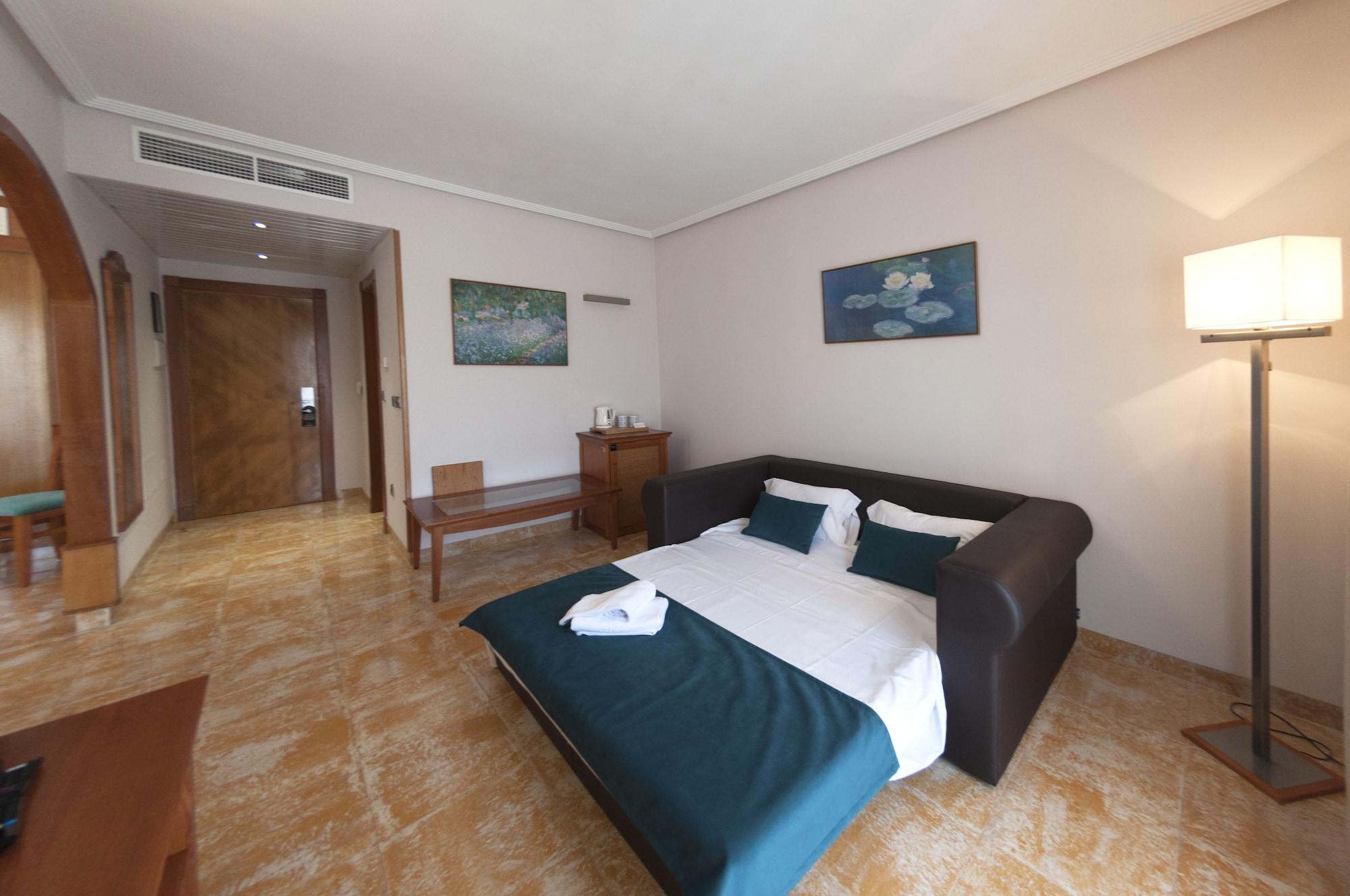 Hotel La Laguna Spa & Golf Сиудад Кесада Екстериор снимка
