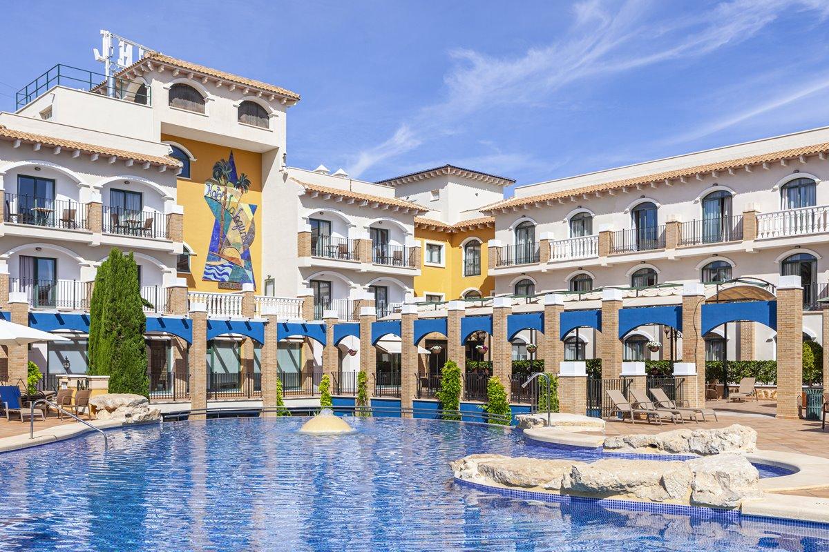 Hotel La Laguna Spa & Golf Сиудад Кесада Екстериор снимка