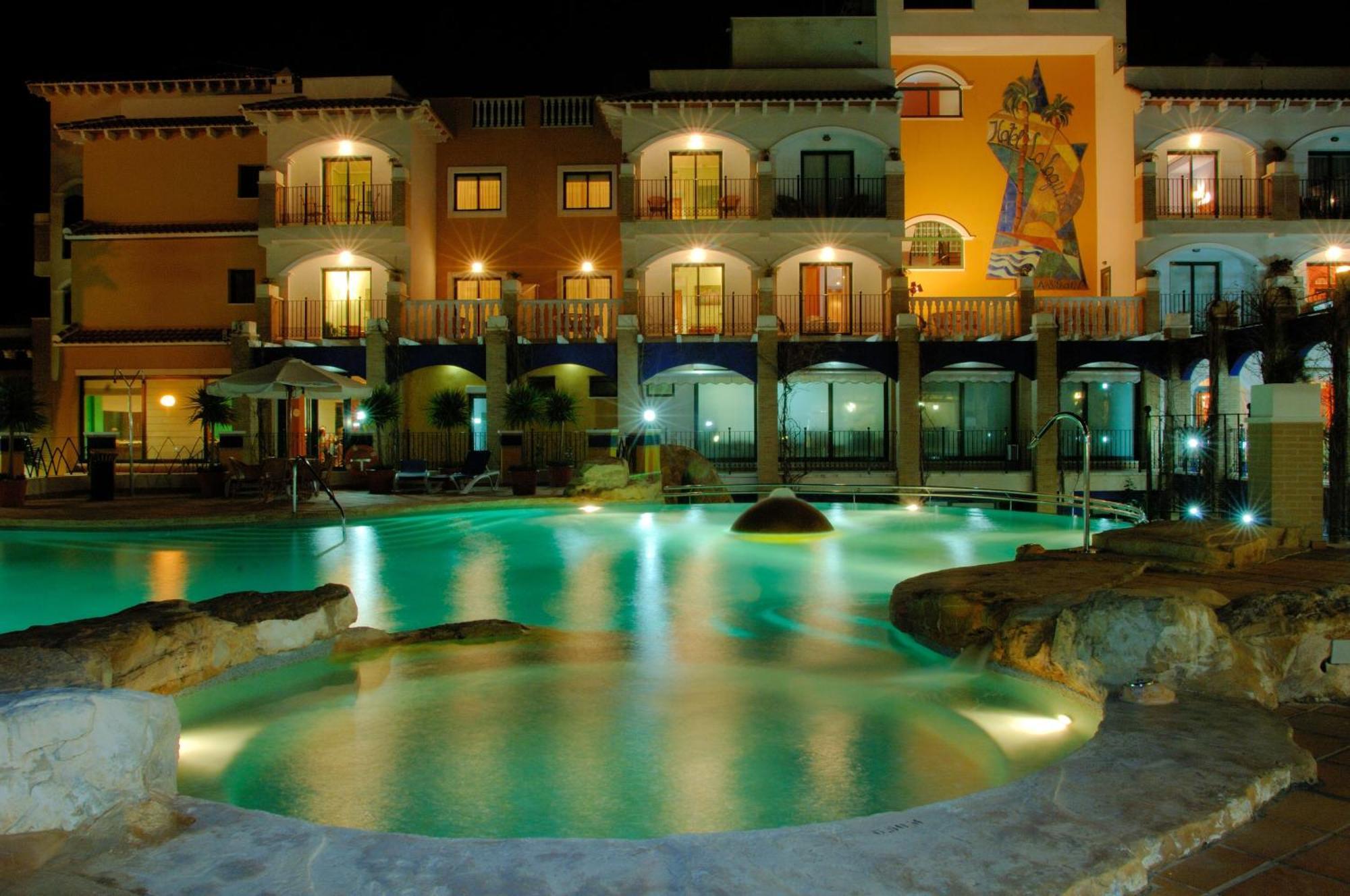Hotel La Laguna Spa & Golf Сиудад Кесада Екстериор снимка